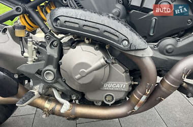 Мотоцикл Без обтекателей (Naked bike) Ducati Monster 821 2018 в 