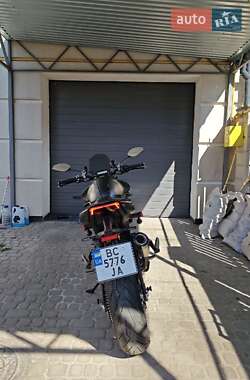 Мотоцикл Без обтекателей (Naked bike) Ducati Monster 937 2022 в 