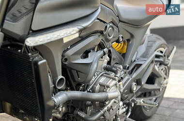 Мотоцикл Без обтекателей (Naked bike) Ducati Monster 937 2021 в 