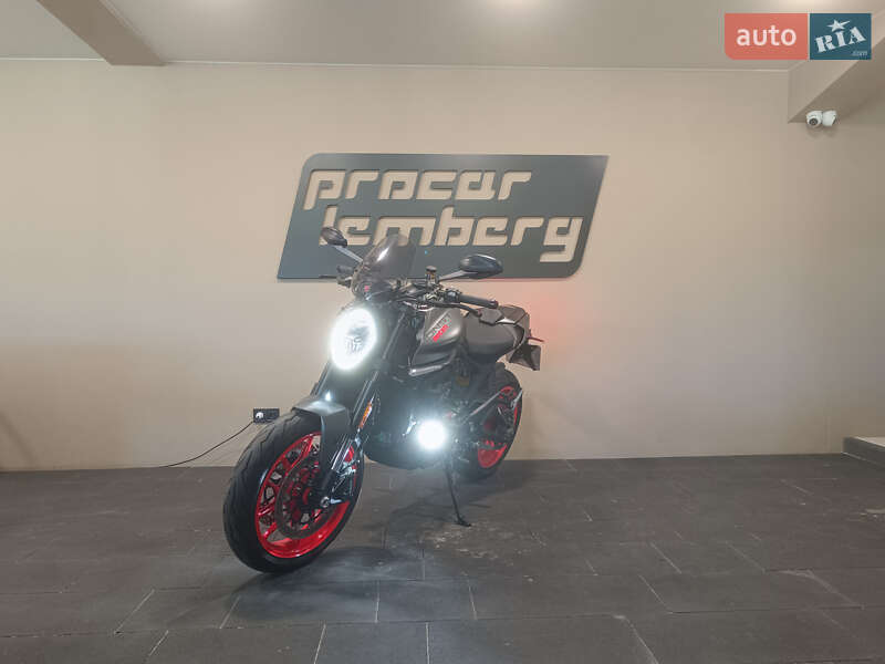 Мотоцикл Без обтекателей (Naked bike) Ducati Monster Plus 937 2022 в Львове