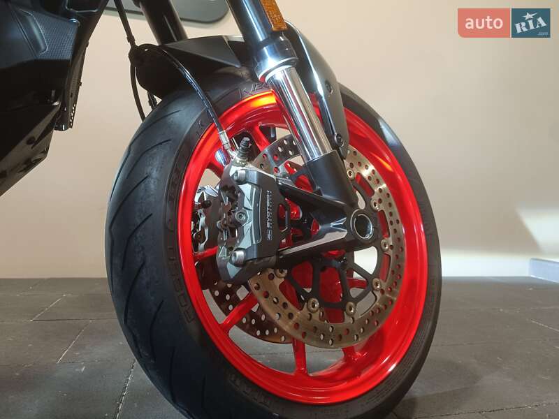 Мотоцикл Без обтекателей (Naked bike) Ducati Monster Plus 937 2022 в Львове