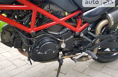 Мотоцикл Без обтікачів (Naked bike) Ducati Monster 2002 в 