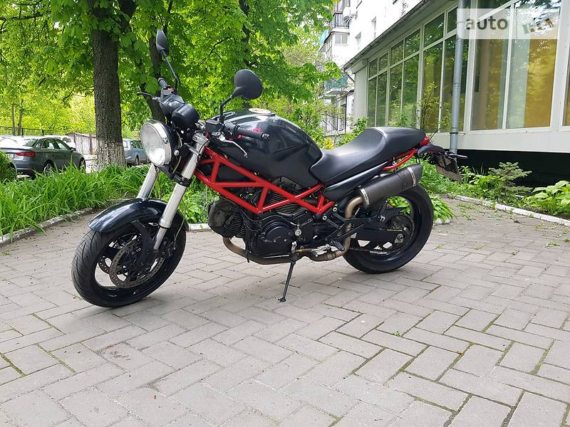 Мотоцикл Без обтікачів (Naked bike) Ducati Monster 2002 в 