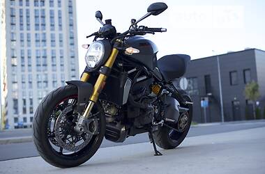 Мотоцикл Без обтекателей (Naked bike) Ducati Monster 2017 в 