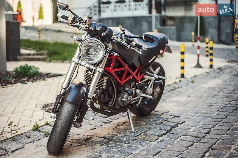 Спортбайк Ducati Monster 2008 в Киеве