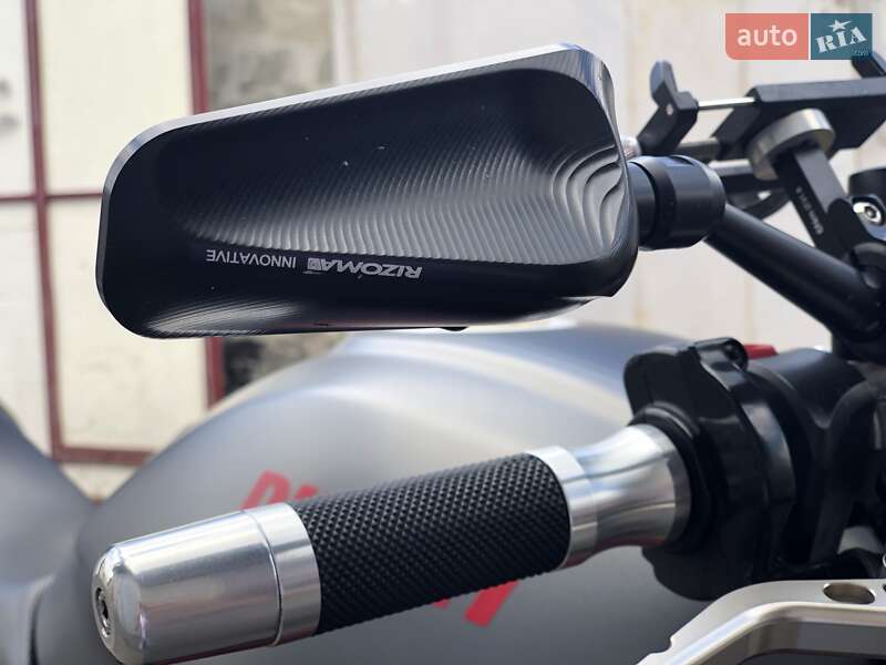 Спортбайк Ducati Monster 2008 в Киеве