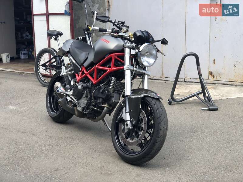 Спортбайк Ducati Monster 2008 в Киеве