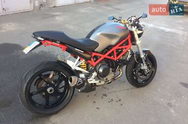Спортбайк Ducati Monster 2008 в Киеве