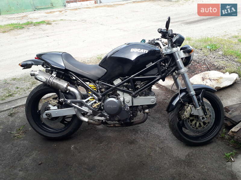 Ducati Monster 2005
