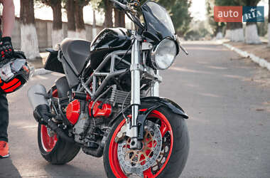 Мотоцикл Без обтекателей (Naked bike) Ducati Monster 2002 в 