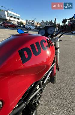 Мотоцикл Без обтікачів (Naked bike) Ducati Monster 2002 в 