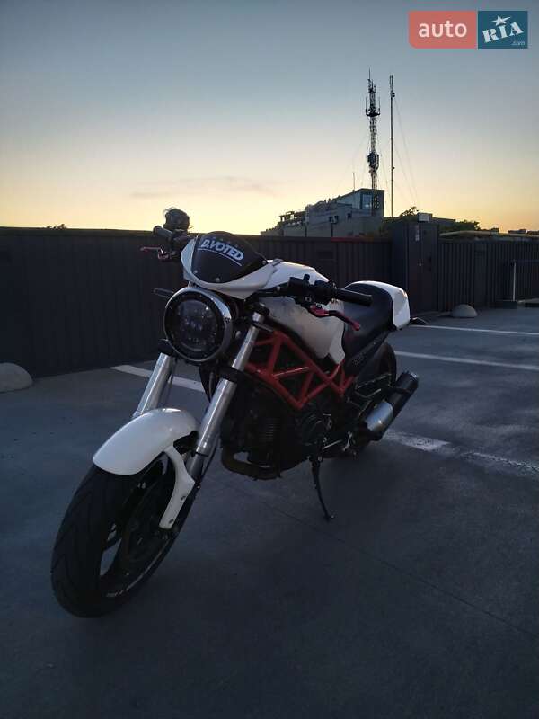 Ducati Monster 2008