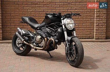 Спортбайк Ducati Monster 2015 в Житомире