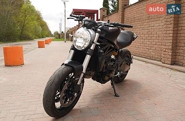 Спортбайк Ducati Monster 2015 в Житомире