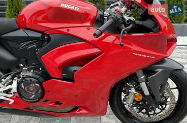 Спортбайк Ducati Panigale V2 2024 в 