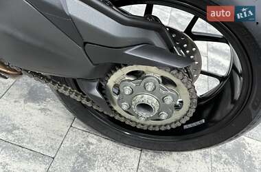 Спортбайк Ducati Panigale V2 2024 в 