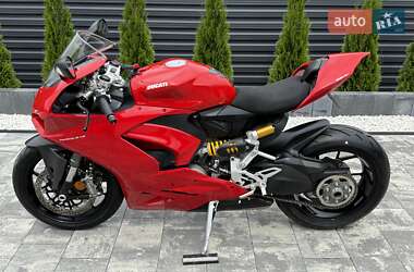 Спортбайк Ducati Panigale V2 2024 в 