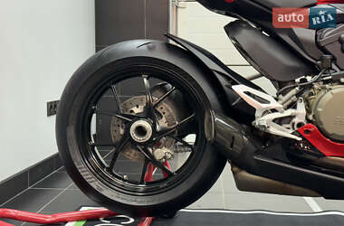 Спортбайк Ducati Panigale V2 2024 в 