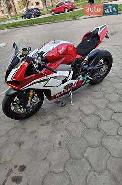 Спортбайк Ducati Panigale V4 2018 в 