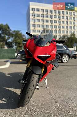 Спортбайк Ducati Panigale V4S 2020 в 