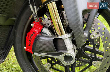 Спортбайк Ducati Panigale V4S 2019 в 