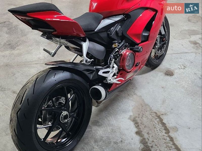 Спортбайк Ducati Panigale 2020 в Киеве фото 10 Спортбайк Ducati Panigale 2020 в Киеве