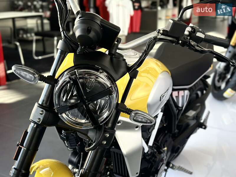 Кафе рейсер Ducati Scrambler 2025 в Киеве
