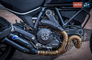 Скремблер Ducati Scrambler 2016 в 