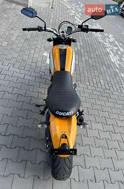 Скремблер Ducati Scrambler 2016 в 