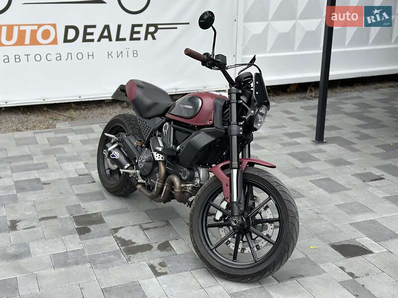 Кафе рейсер Ducati Scrambler 2018 в Києві