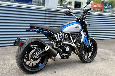 Мотоцикл Без обтекателей (Naked bike) Ducati Scrambler 2023 в 