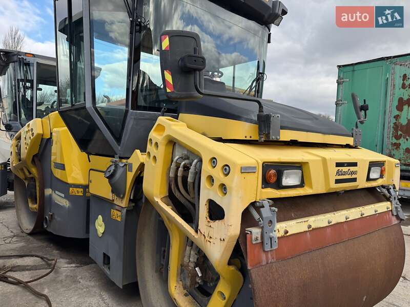 Каток грунтовый Dynapac CC 2017 в Каменском