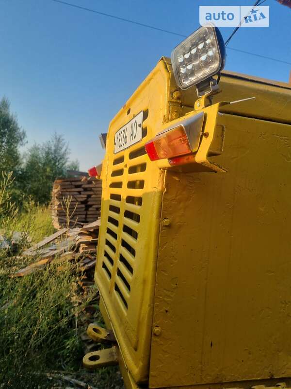 Автогрейдер ДЗ 122 1982 в Тячеве