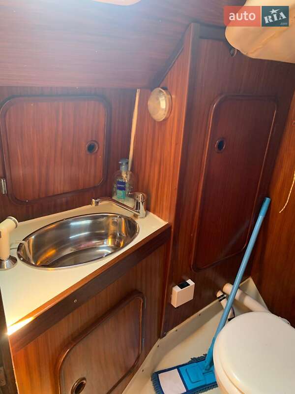Парусная яхта Elan 333 1990 в Киеве