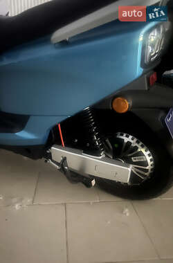 Скутер Electromoto HY 2023 в 