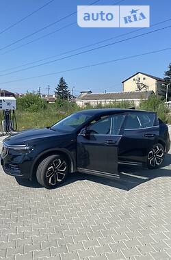 Лифтбек Enovate ME7 2021 в 