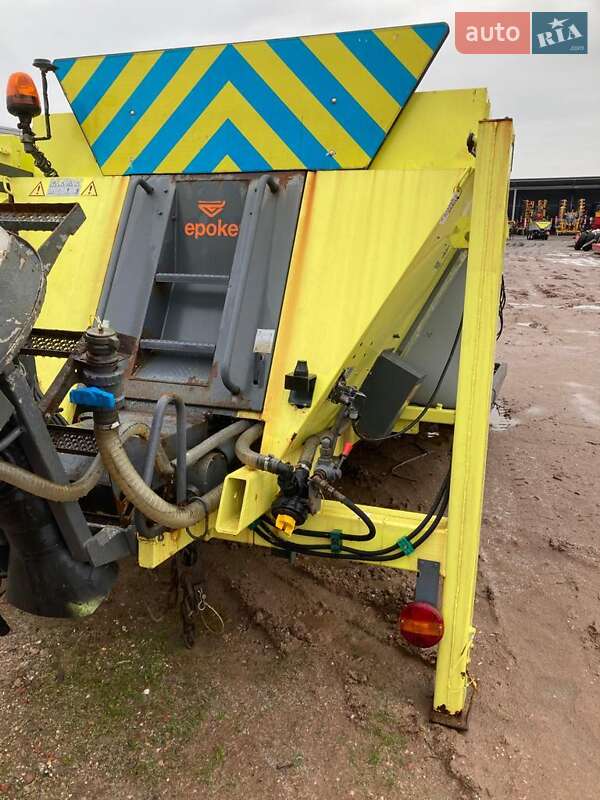 Пескоразбрасывающая машина Epoke Sirius 2008 в Черновцах фото 3 Пескоразбрасывающая машина Epoke Sirius 2008 в Черновцах