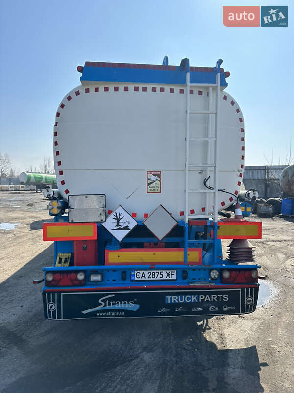 Цистерна напівпричіп Esterer 5281 1990 в Черкасах