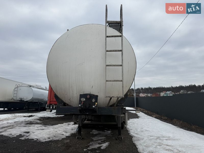 Цистерна напівпричіп Everlast F-EVL 2015 в Києві