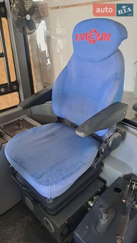 Телескопический погрузчик Everun 2500T 2019 в Киеве фото 5 Телескопический погрузчик Everun 2500T 2019 в Киеве