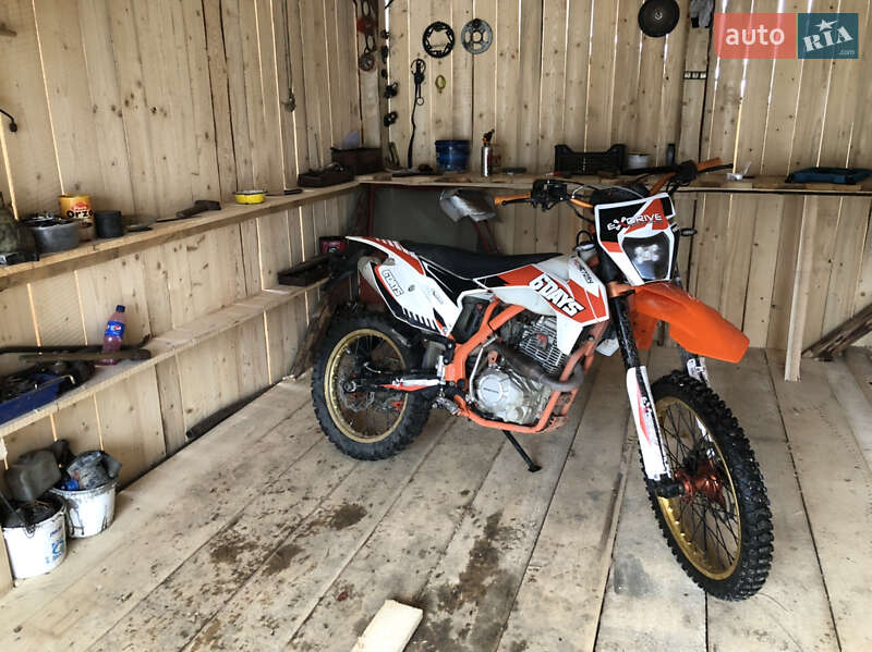 Мотоцикл Позашляховий (Enduro) Exdrive Profactory 2022 в Чернівцях