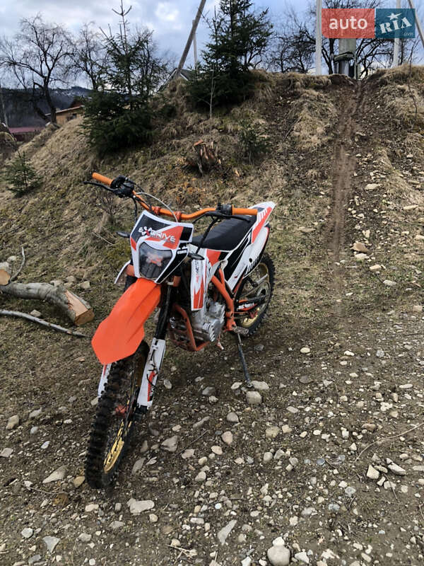 Мотоцикл Позашляховий (Enduro) Exdrive Profactory 2022 в Чернівцях