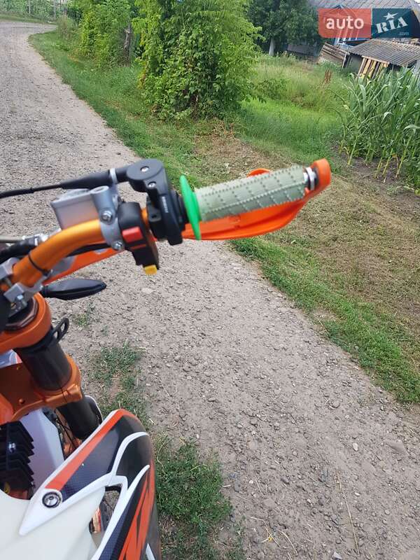 Мотоцикл Кросс Exdrive Profactory 2022 в Черновцах фото 11 Мотоцикл Кросс Exdrive Profactory 2022 в Черновцах