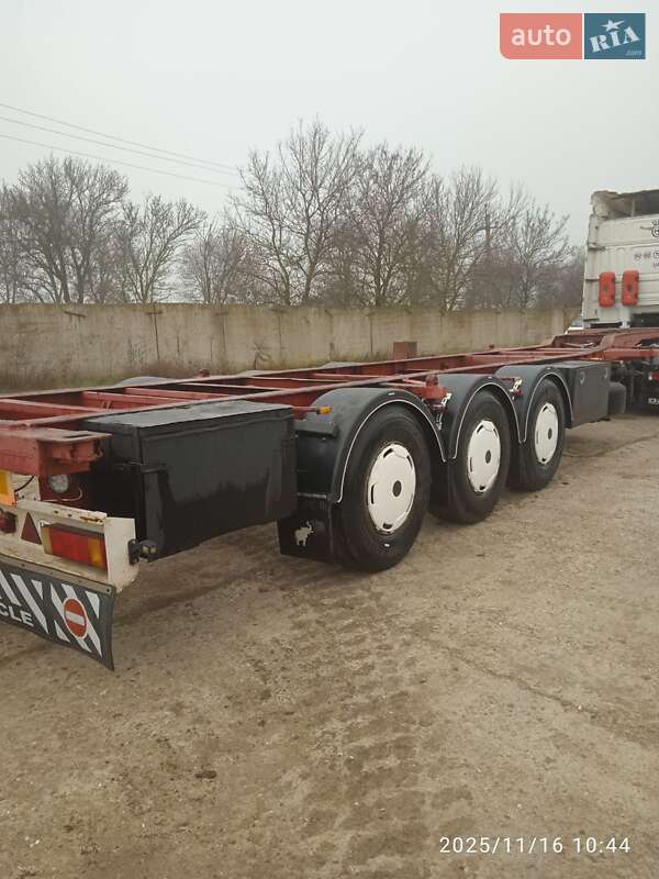 Контейнеровоз напівпричіп EXO 99983 2005 в Южному фото 20 Контейнеровоз напівпричіп EXO 99983 2005 в Южному
