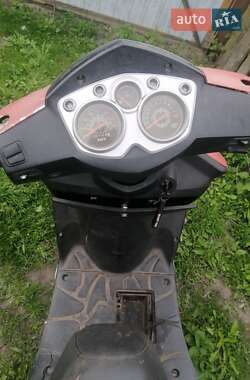 Скутер Fada YB 150T-15D UP 2008 в 