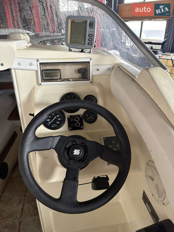 Катер Family 600 2000 в Чернігові