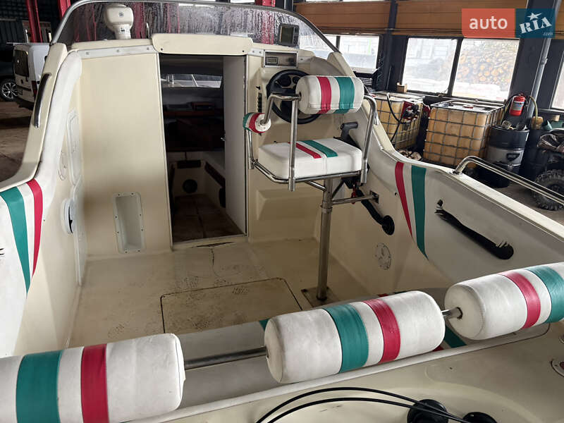 Катер Family 600 2000 в Чернігові