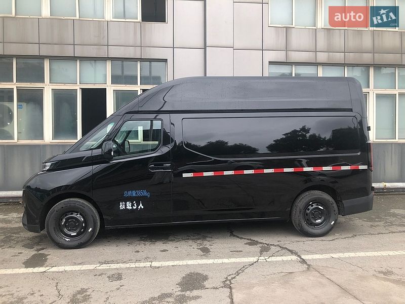 Грузовой фургон Farizon Supervan 2025 в Одессе