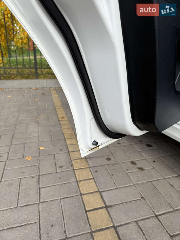 Седан FAW B30 2019 в Борисполі фото 44 Седан FAW B30 2019 в Борисполі