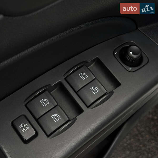 Седан FAW B30 2019 в Дніпрі